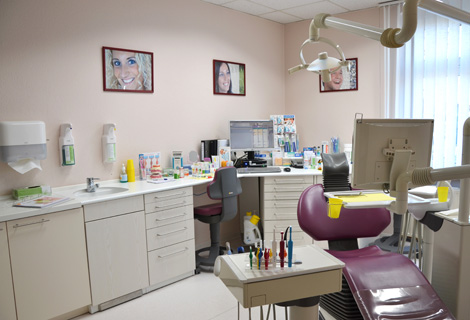 Zahnarzt - Prophylaxe und Link zu den Leistungen